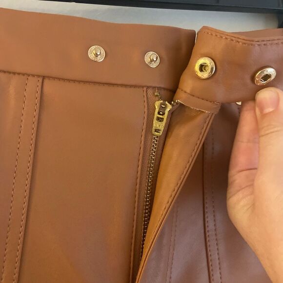 NWT NYC The Baxter Ribcage Straight Leg
High Waist Faux Leather Pants Brown 26 - Picture 9 of 15